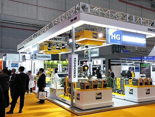 進(jìn)博會(huì)首日滬工意大利CEA展位精彩呈現(xiàn) 進(jìn)博會(huì)首日滬工意大利CEA展位精彩呈現(xiàn)